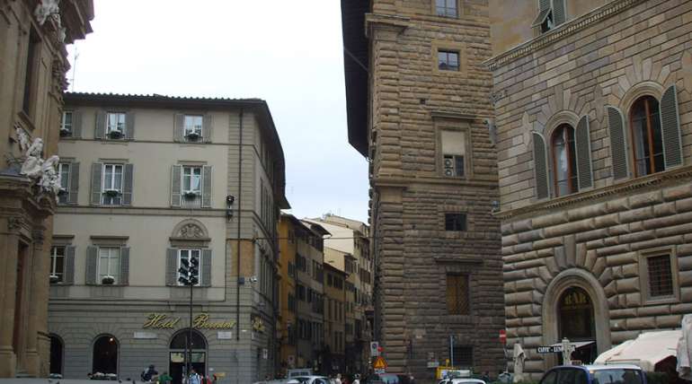 visitare le vie del centro storico di Firenze